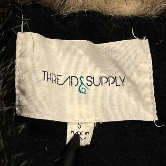 ★ Thread & Supply Aztec Pattern Black Faux Fur Trimmed Sleeveless Vest ★ - Picture 5 of 6